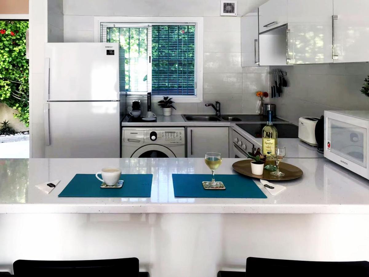 Seaside Maisonette 200M From Sea Paphos Extérieur photo